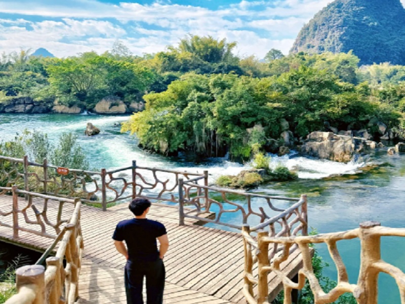 <b>【2人-8人小团】德天跨国瀑布•峒那屿湾一日游【峒那屿湾】</b>